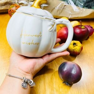 🍁🍂GORGEOUS WHITE/GOLD 🧡💛